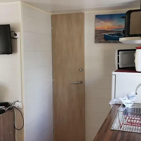 Shaka Aum Campsite Sigean